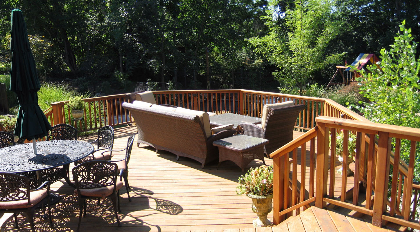 Two Sitting Areas On Cedar Deck - North Jersey
