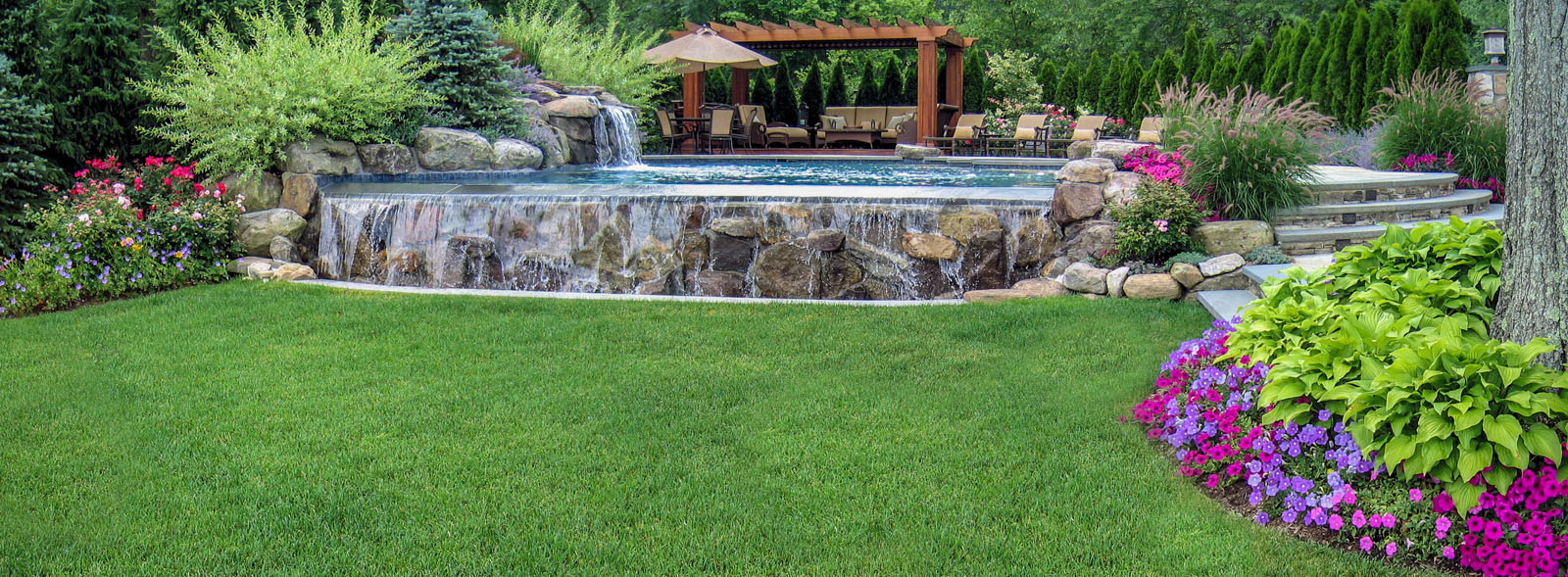 infinity pool, pool landscaping, cedar pergola - nj