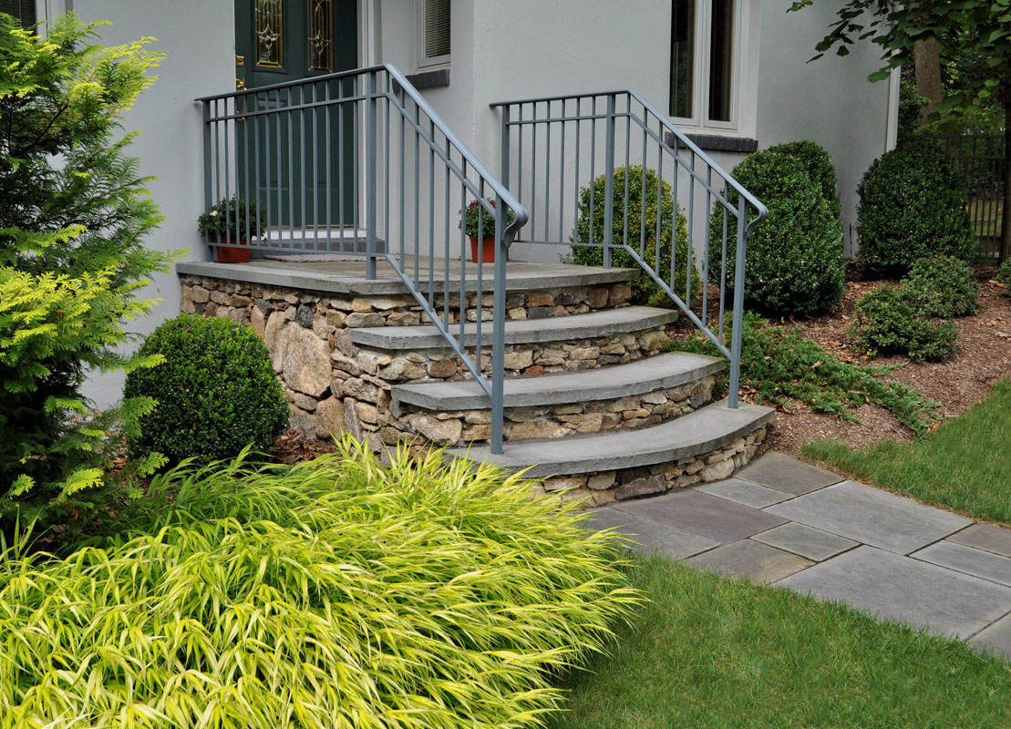 natural stone steps, bluestone treads, custom aluminum railing