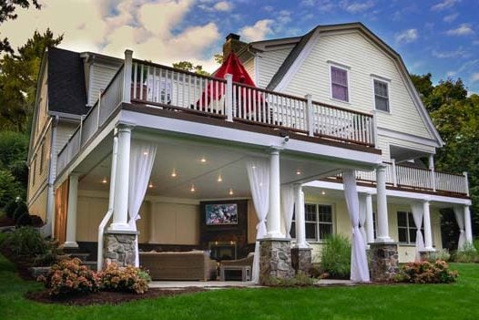 chathm-deck-patio-landscape-design-thumbnail-e1679892143500