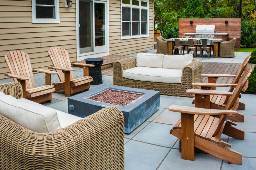 Luxury modern patio and landscape design in Florham Park, NJ by CLC Landscape Design